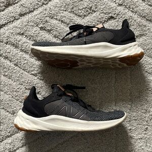 New Balance Men’s Fresh Foam ROAV Black and White Athletic Sneakers